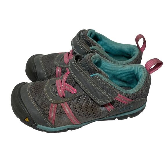 Keen Velcro Athletic Outdoor Sandals - Picture 1 of 8